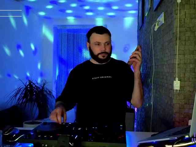 DJ_