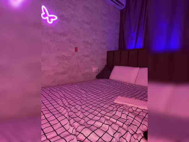 ButttFly Live Webcam on BongaCams