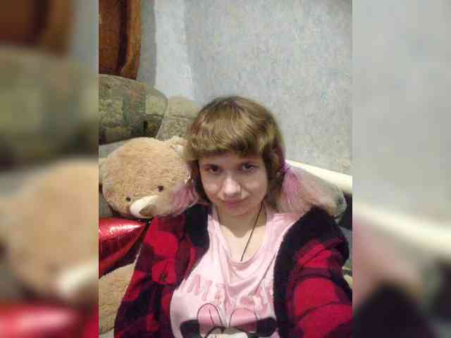 GrettaCandy Live Webcam on {site_name}