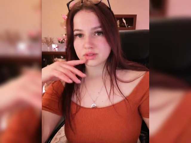 Yulua1285's BongaCams show and profile