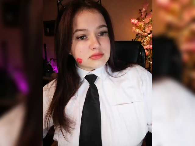 Yulua1285's BongaCams show and profile