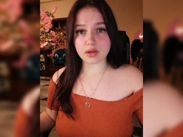 Yulua1285's BongaCams show and profile