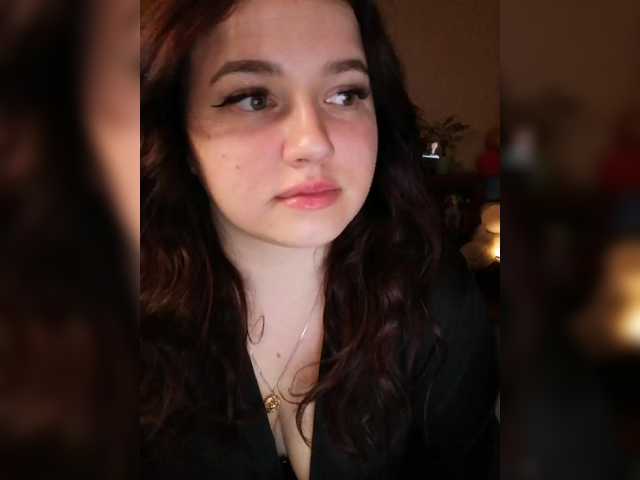 Yulua1285's BongaCams show and profile