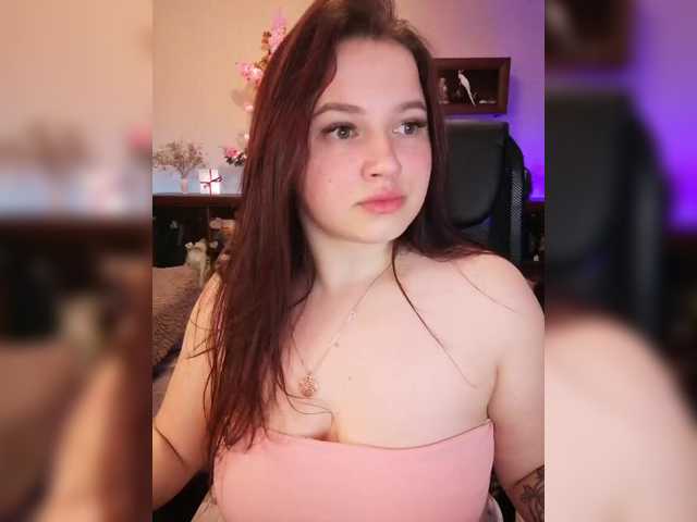 Yulua1285's BongaCams show and profile