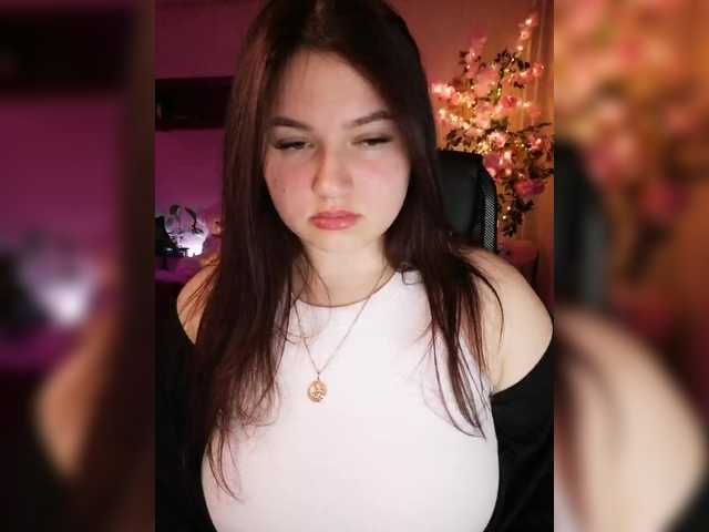 Yulua1285's BongaCams show and profile