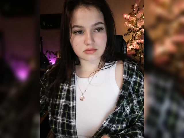 Yulua1285 Nude Live Sex Shows