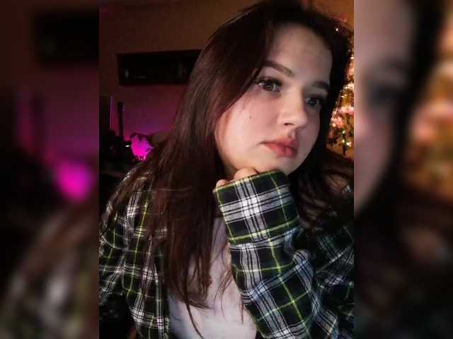 Yulua1285's BongaCams show and profile