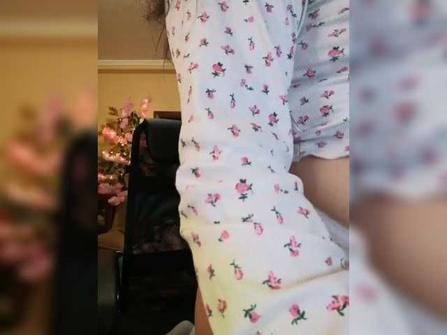 Yulua1285's BongaCams show and profile