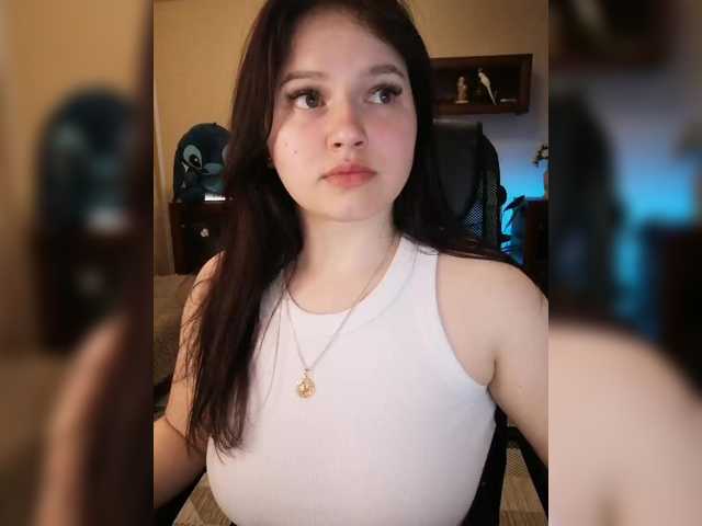 Yulua1285's BongaCams show and profile