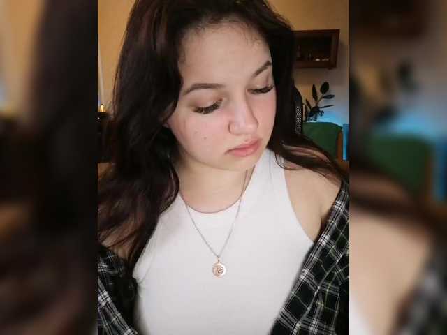 Yulua1285's BongaCams show and profile