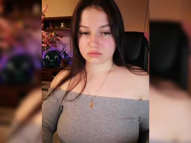 Yulua1285's BongaCams show and profile