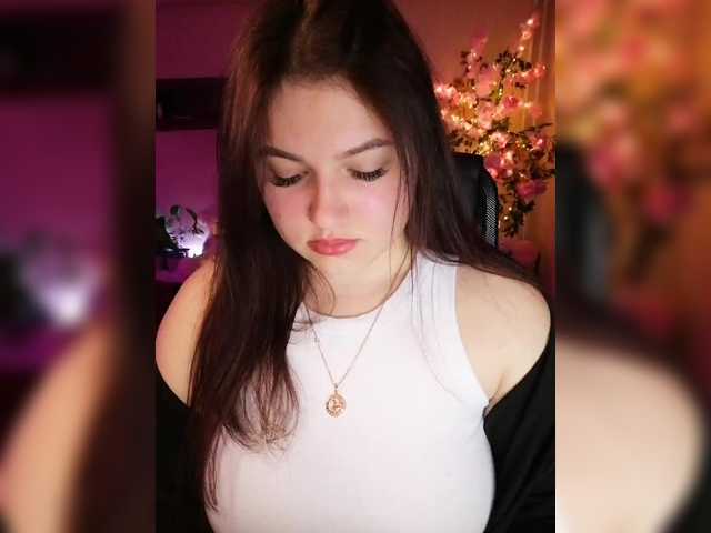 Yulua1285's BongaCams show and profile