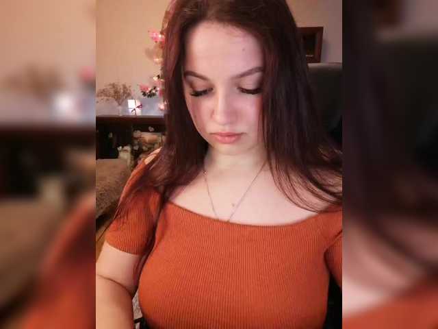 le modèle JuliaHesperaks est en webcam porno dans un show sur le site bongacams, il possède les tags suivants: White/Caucasian,Brunette,Shaved