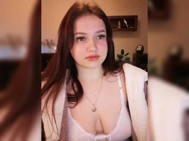 Yulua1285's BongaCams show and profile