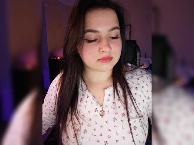 Yulua1285's BongaCams show and profile