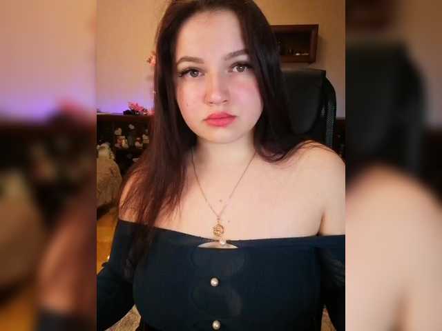 Yulua1285's BongaCams show and profile