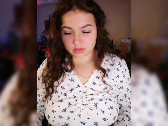 JuliaHesperaks webcam