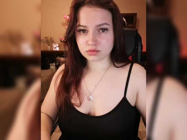 Yulua1285's BongaCams show and profile