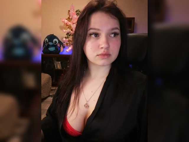 Yulua1285's BongaCams show and profile