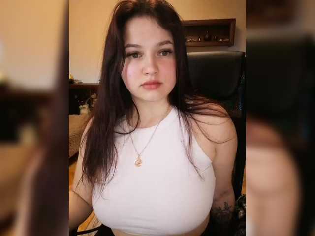 Yulua1285's BongaCams show and profile