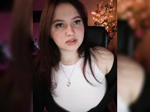 Yulua1285's BongaCams show and profile