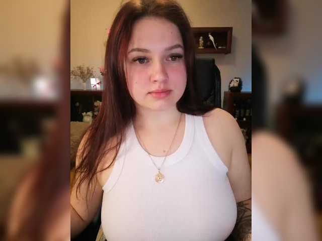 Yulua1285's BongaCams show and profile