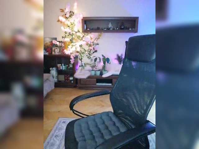 Yulua1285's BongaCams show and profile