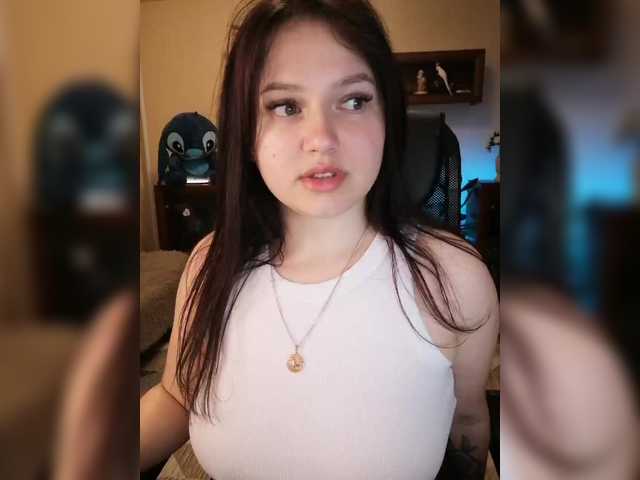Yulua1285's BongaCams show and profile