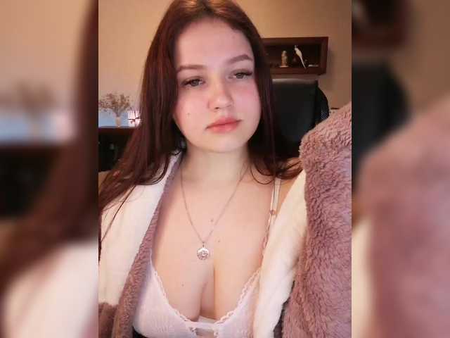 Yulua1285's BongaCams show and profile