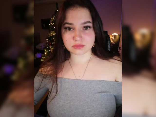 Yulua1285's BongaCams show and profile