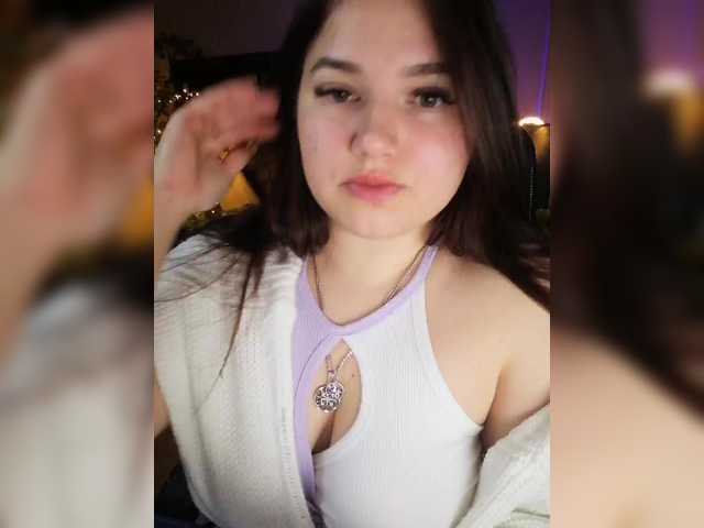 Yulua1285's BongaCams show and profile