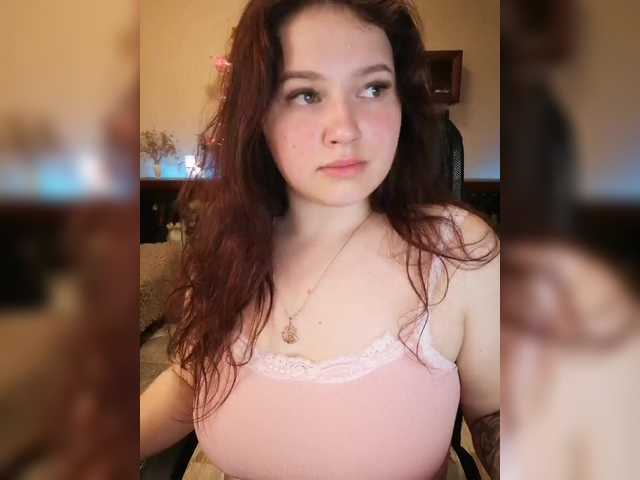 Yulua1285's BongaCams show and profile