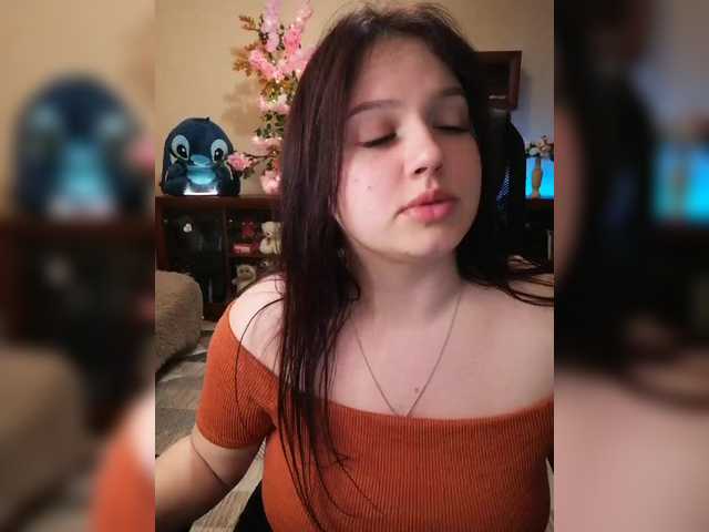 Yulua1285's BongaCams show and profile