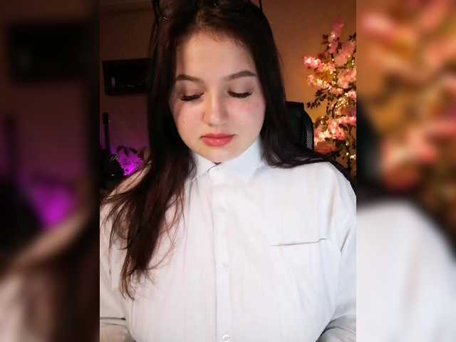 Yulua1285's BongaCams show and profile