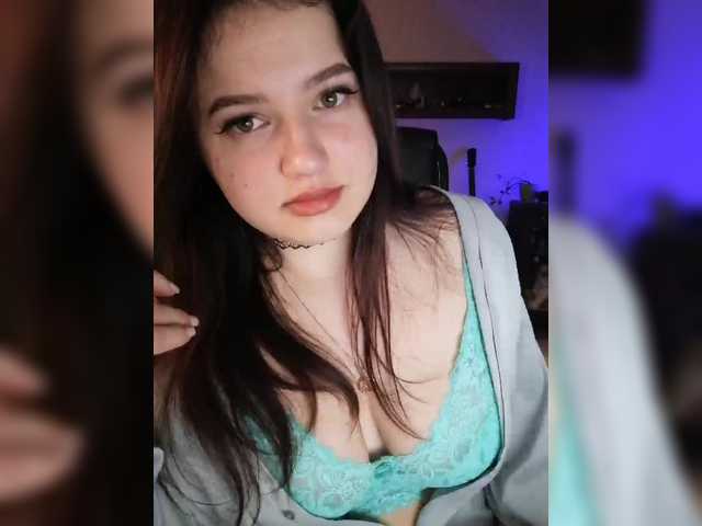 Yulua1285's BongaCams show and profile