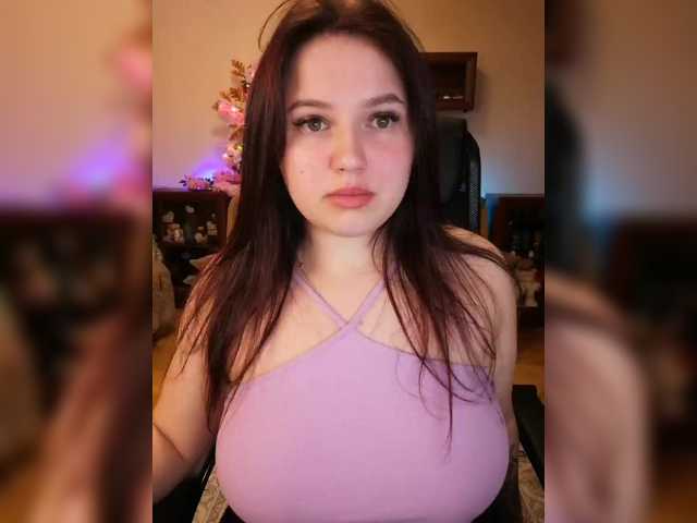 Yulua1285's BongaCams show and profile