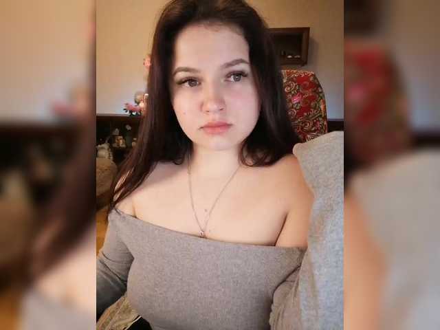 Yulua1285's BongaCams show and profile