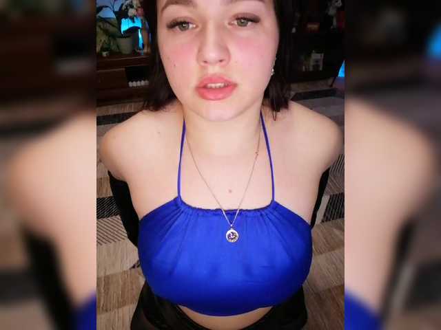 Yulua1285's BongaCams show and profile