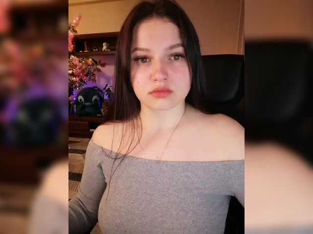 Yulua1285's BongaCams show and profile