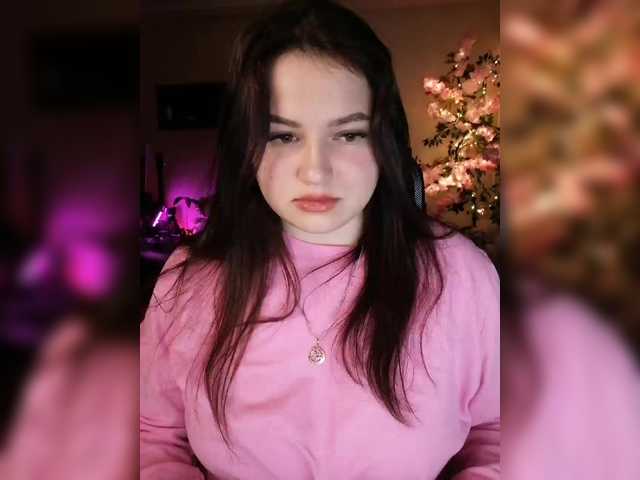 Yulua1285's BongaCams show and profile