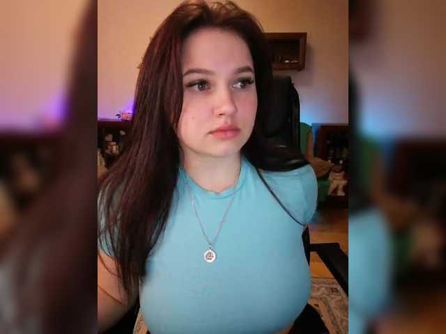 Yulua1285's BongaCams show and profile