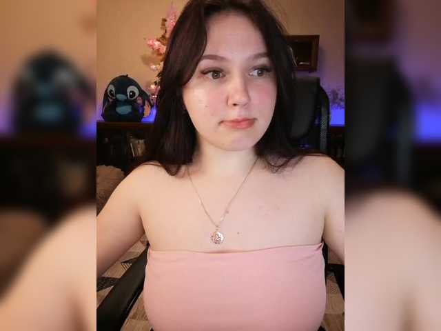 Yulua1285's BongaCams show and profile