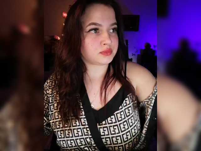 Yulua1285's BongaCams show and profile