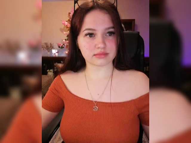 Yulua1285's BongaCams show and profile