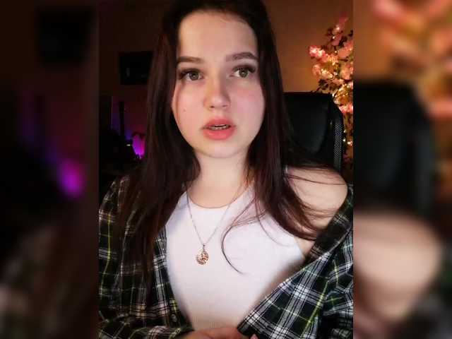 Yulua1285's BongaCams show and profile