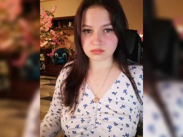 Yulua1285's BongaCams show and profile