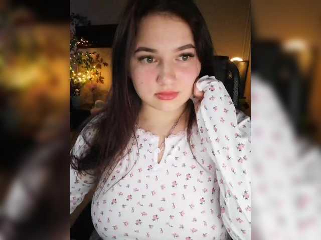 Yulua1285's BongaCams show and profile