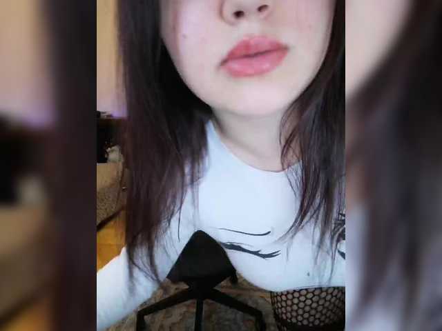 Yulua1285's BongaCams show and profile