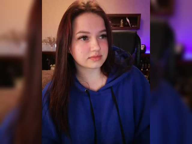 Yulua1285's BongaCams show and profile