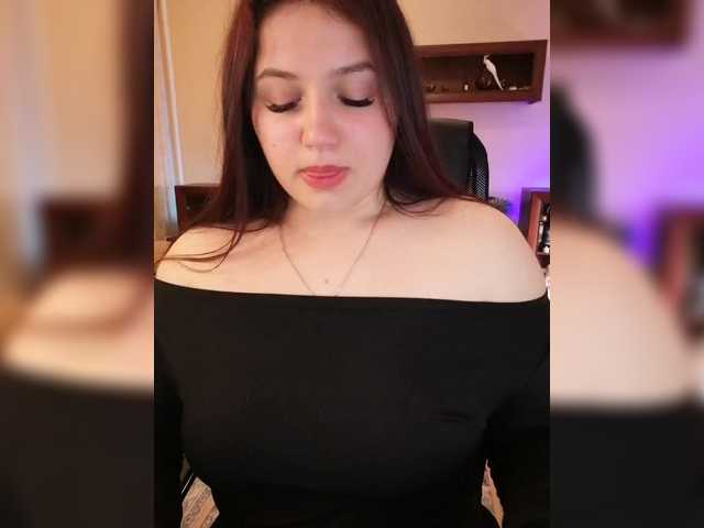 Yulua1285's BongaCams show and profile
